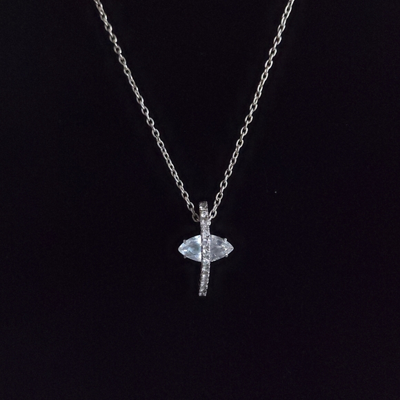 Pendent - Picture 4 of 4